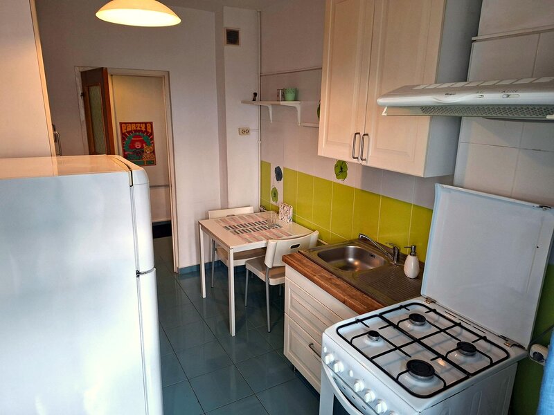 Piata Muncii, Hurmuzachi, comision 0%.