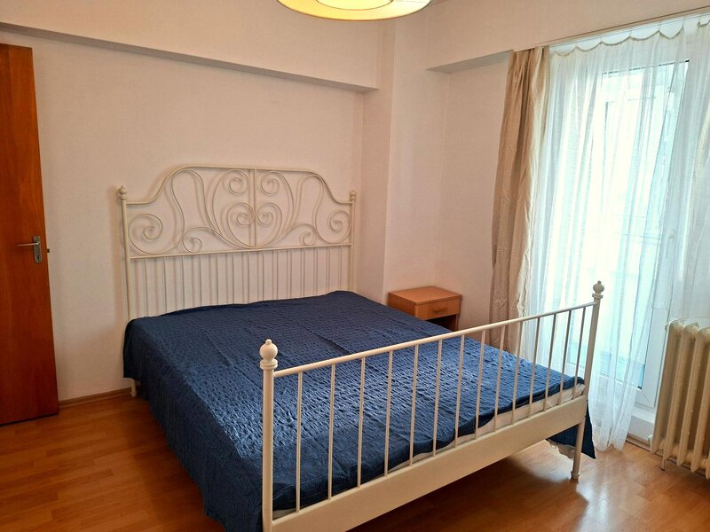 Piata Muncii, Hurmuzachi, comision 0%.